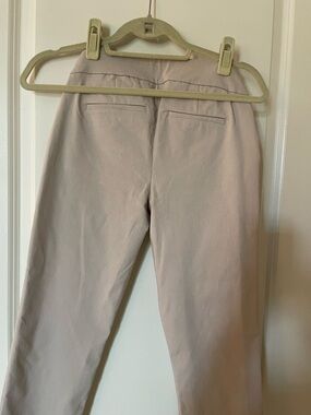 Chico 
000zero
Pull on 
Beige